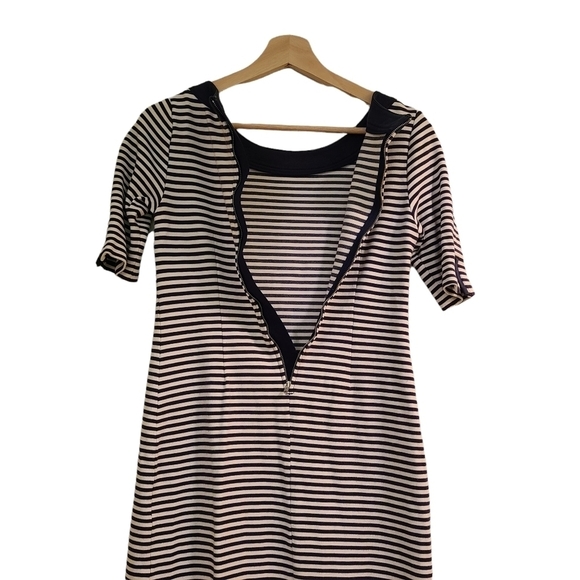 Banana Republic white blue striped crew-neck short-sleeved midi dress - Picture 5 of 7